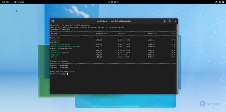 Ubuntu vs Fedora dnf install evolution